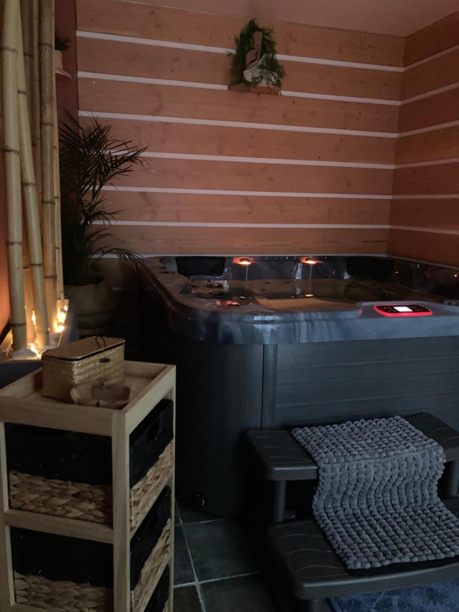 Le Chai De La Rose Spa Et Seances Bien Etre Doué-la-Fontaine Exteriér fotografie